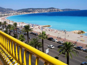 Гостиница Beachfront apartment Promenade Des Anglais  Ницца